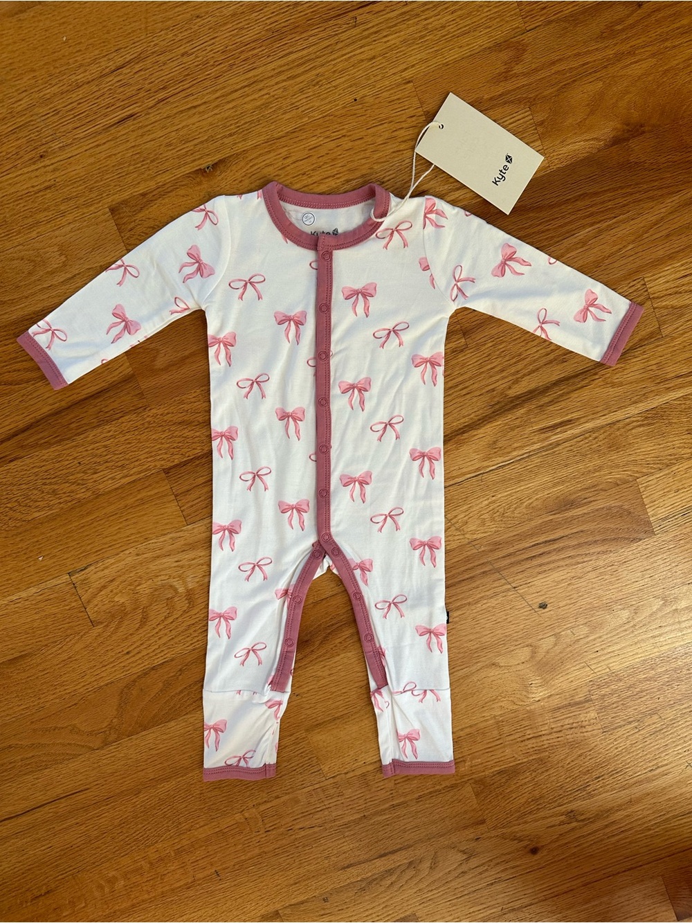 Kyte Baby Romper in Bow